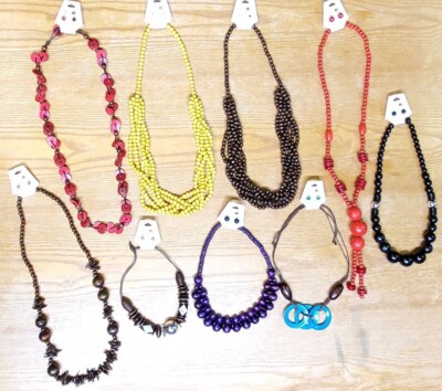 New Below Wholesale 9 Wooden Necklace Assortment with FREE Earrings  BD40