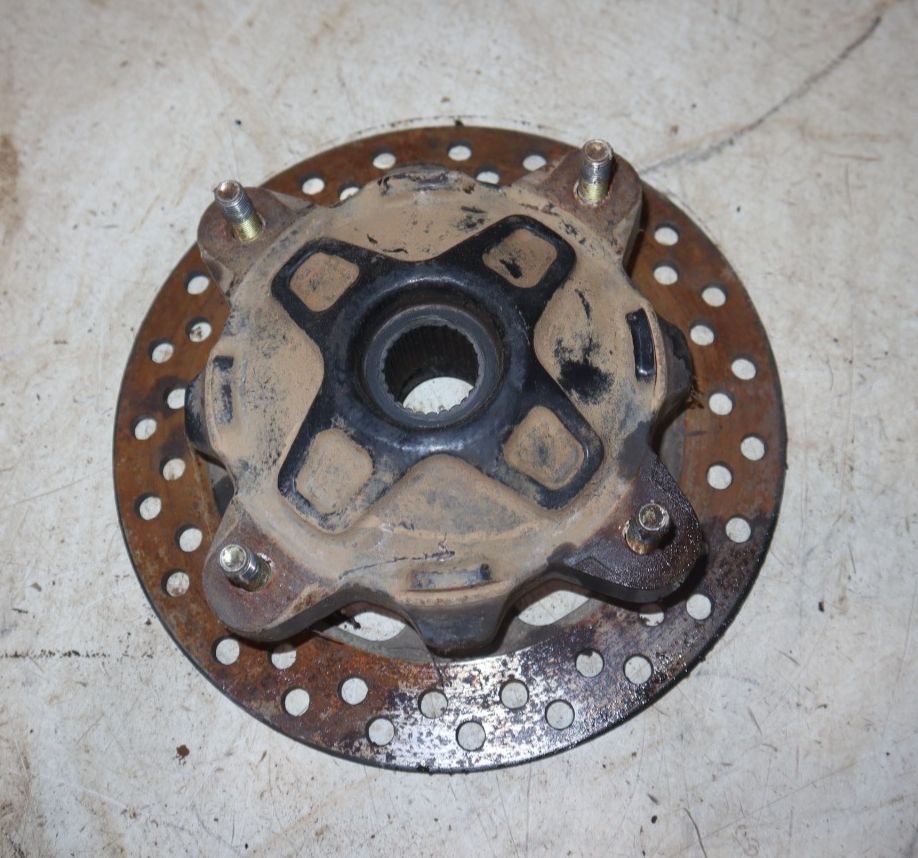 11-19 POLARIS RZR 900 LEFT FRONT WHEEL HUB 5137659-067