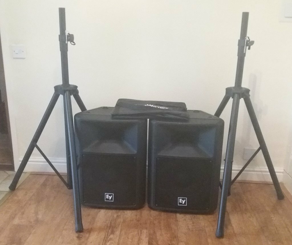 EV ELECTROVOICE SX100+ PASSIVE SPEAKERS, 2 STANDS/CARRY BAG, 2 SPEAKON