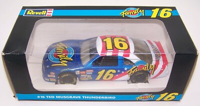 1995 Revell 1:24 TED MUSGRAVE 16 Family Channel Ford Thunderbird