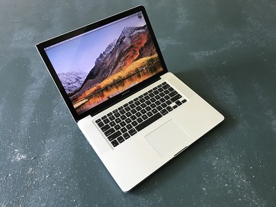 Apple 15 inch macbookpro 