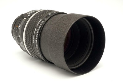 Nikon AF DC-Nikkor 105mm F/2D Defocus Lens