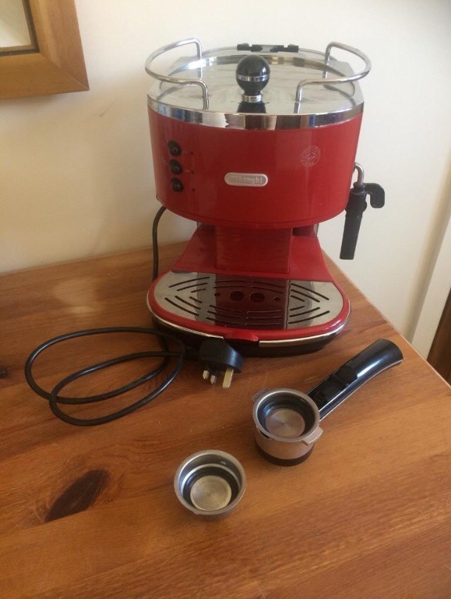 Red Delonghi Coffee Machine in Exmouth, Devon Gumtree