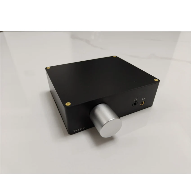 AMP Fully Balanced Headphone Amplifier With Fully Isolated Power Supply Design
