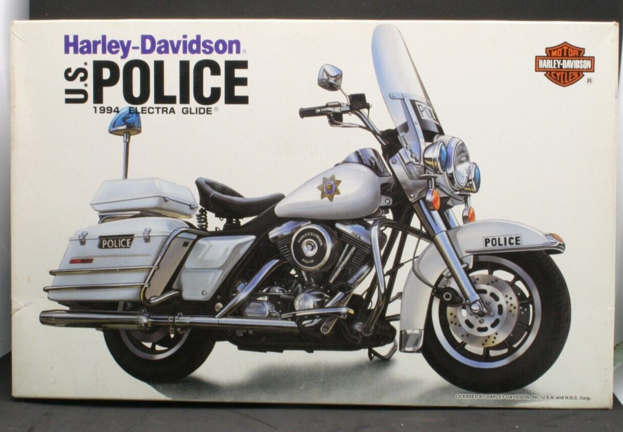 IMEX - 1/12 - HARLEY DAVIDSON ELECTRA GLIDE US POLICE - N° B