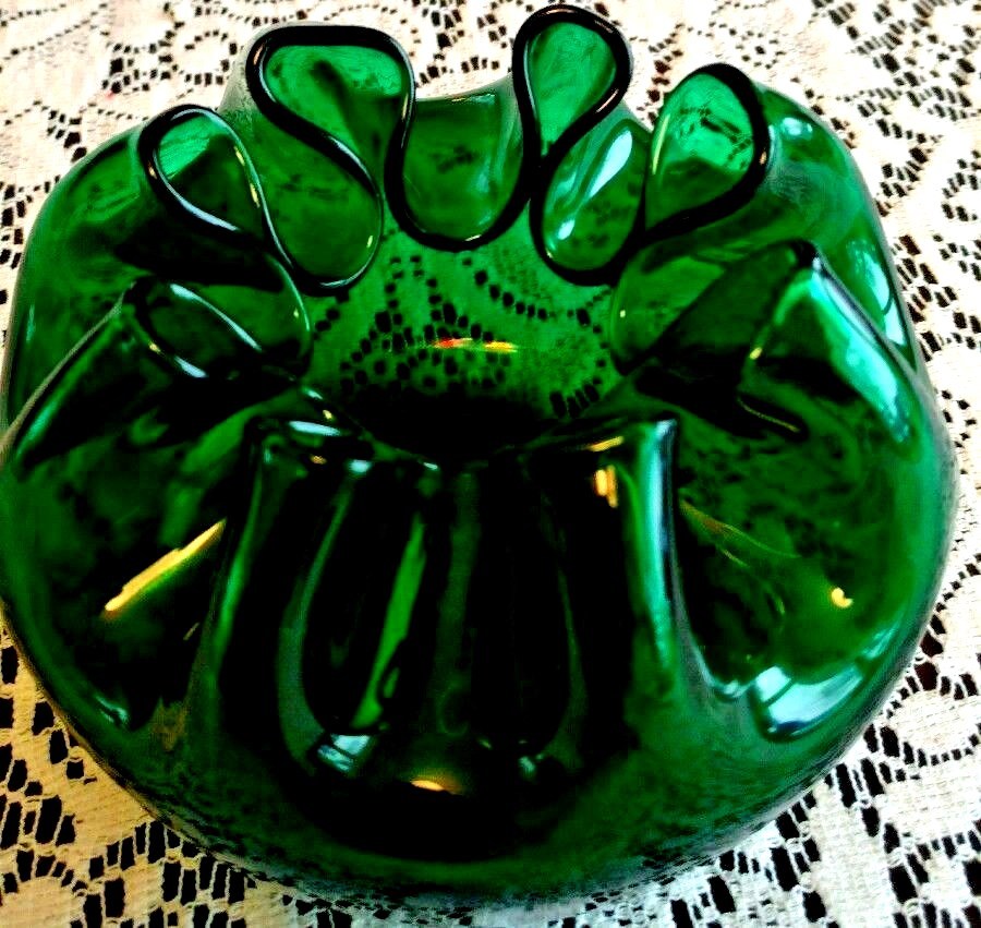 Emerald Green Hand Blown Ruffled Rose Bowl