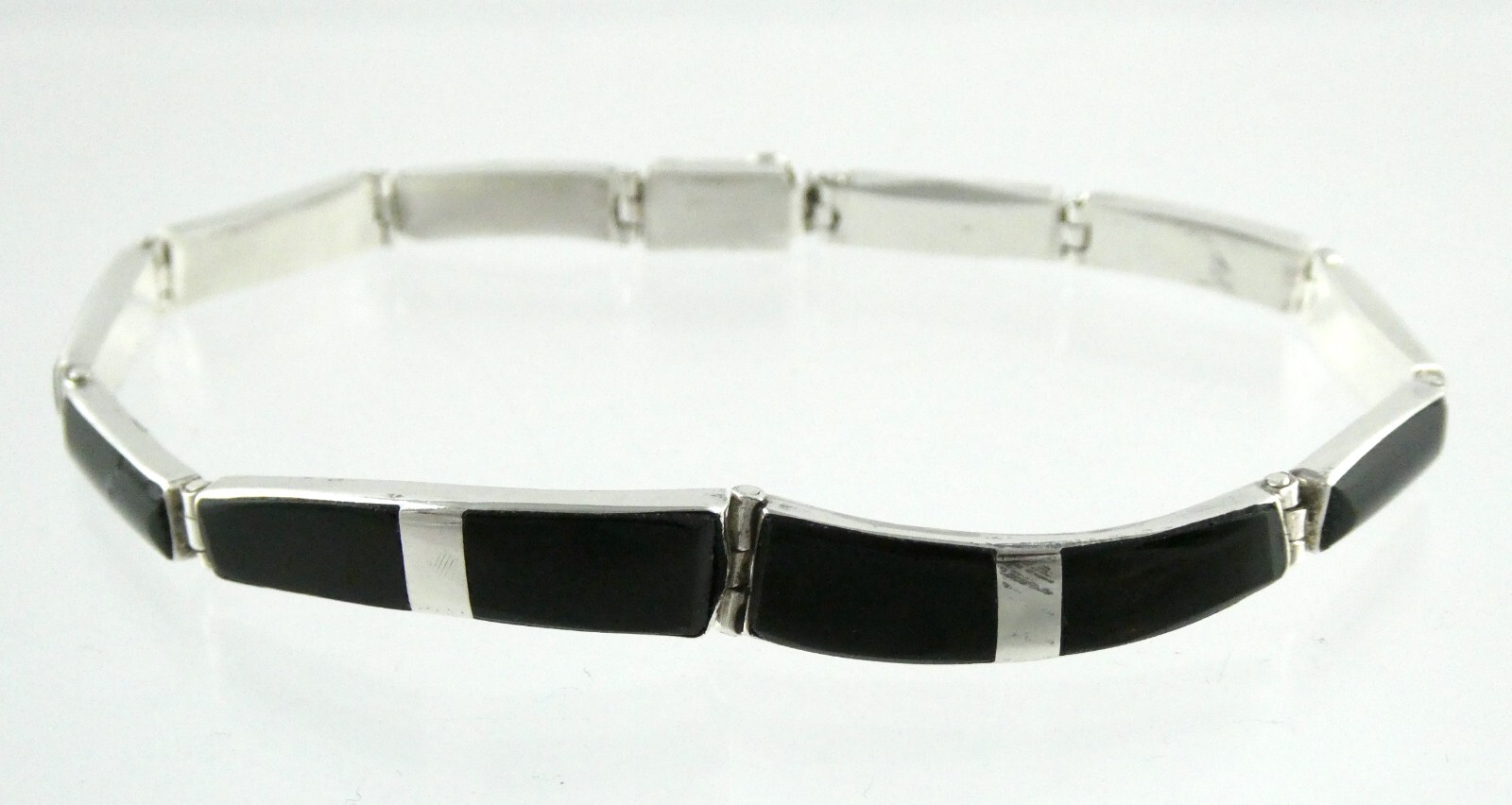 Artisan E Lunas Mexico 950 Silver and Black Onyx Link Artisan E Lunas Mexico 950 Silver and Black Onyx Link