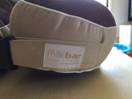 Milkbar Twin feeding nursing pillow