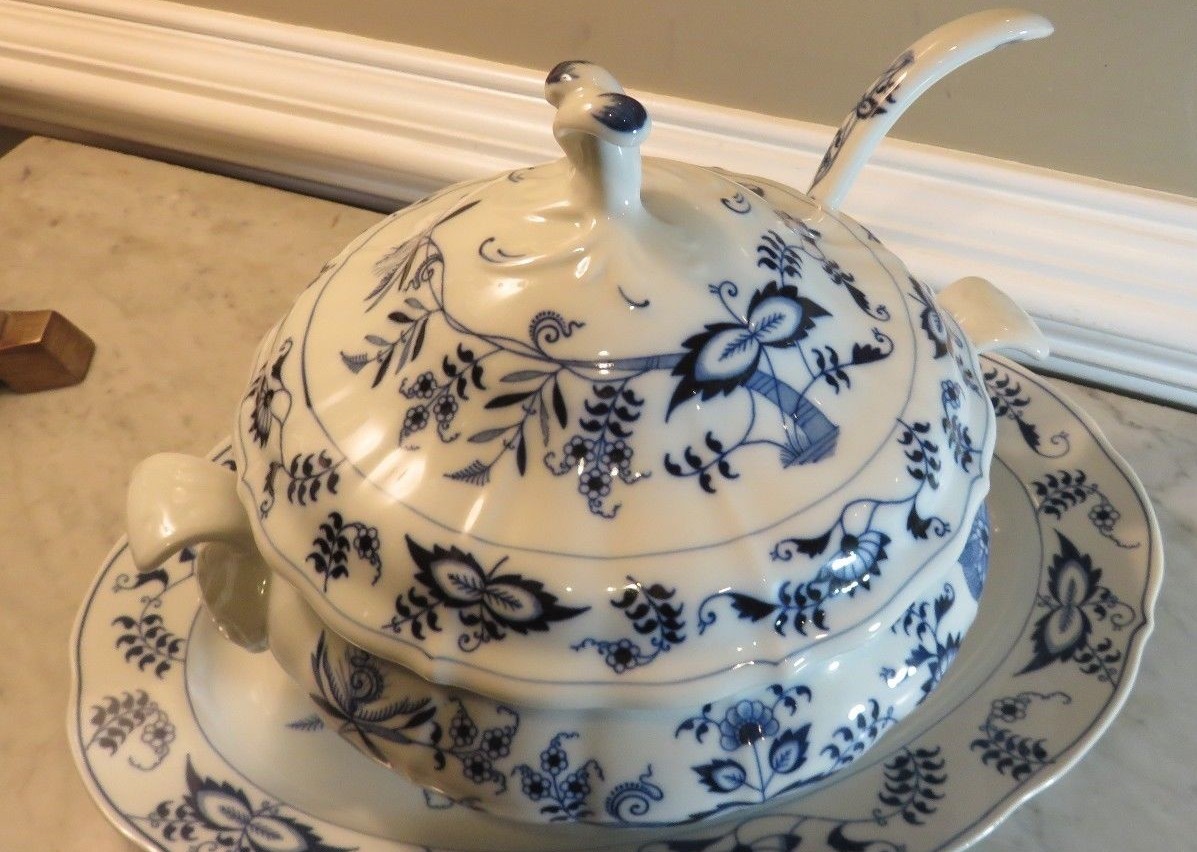 Blue Danube Large Round Soup Tureen With Lid Ladle and Underplate Platter MINT