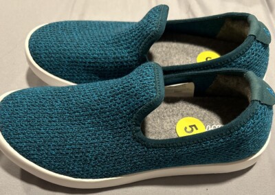 Allbirds Women s Shoes Slip-Ons New Size 5 Wool Loungers Teal Blue Walking Small