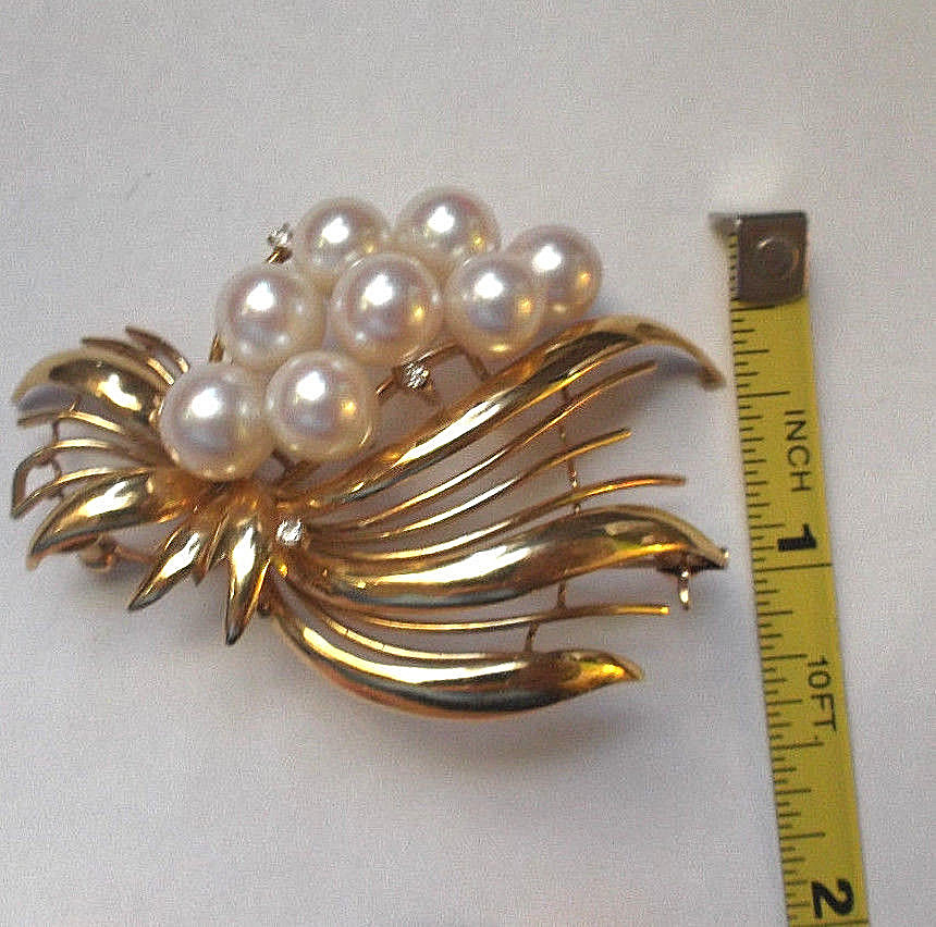VINTAGE MIKIMOTO 18k GOLD Pearl CLUSTER BROOCH PIN 8 PEARLS 4 DIAMONDS