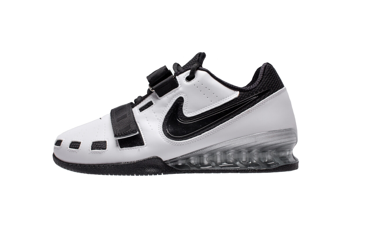 chaussure alterophilie homme nike chaussure alterophilie homme nike