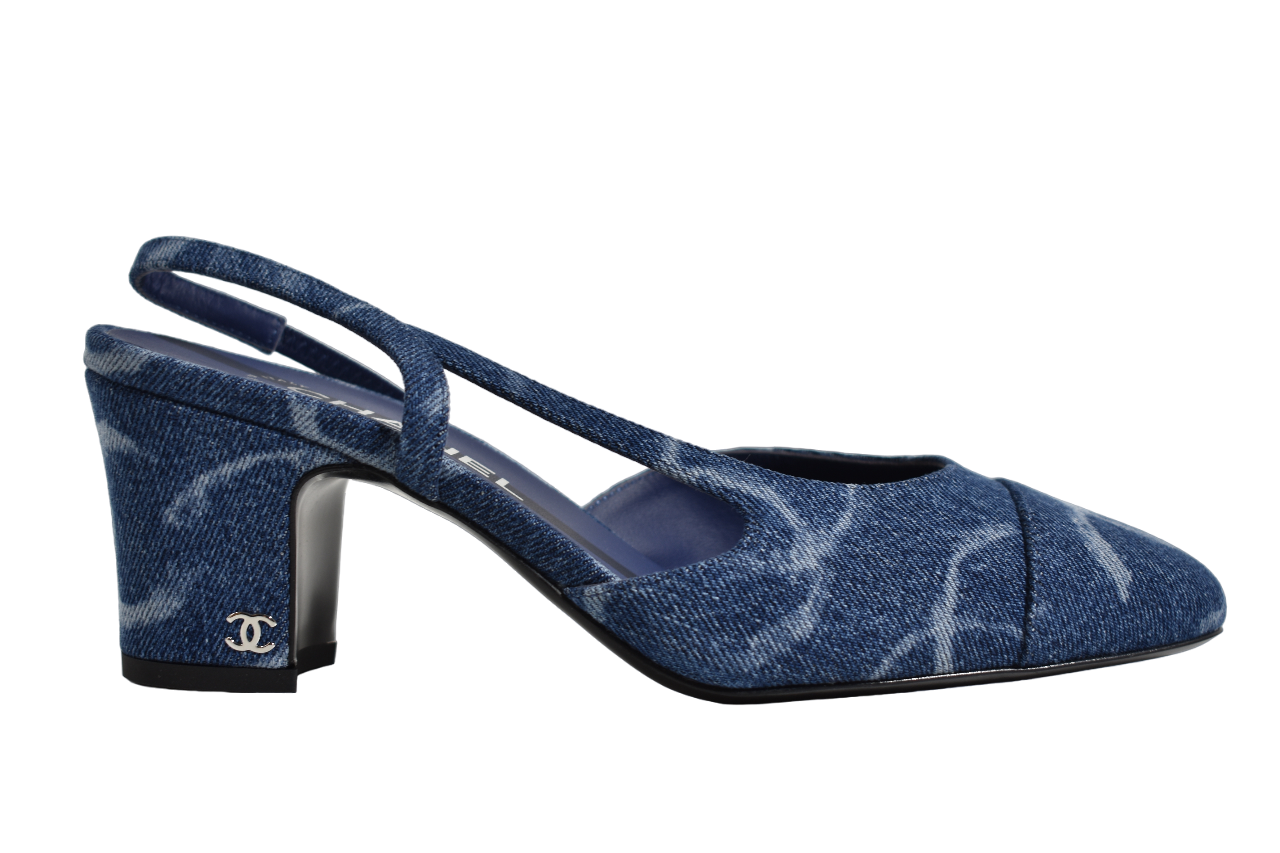 Chanel 23B Coco Sling Dark Blue Denim White CC Logo Chanel 23B Coco Sling Dark Blue Denim White CC Logo