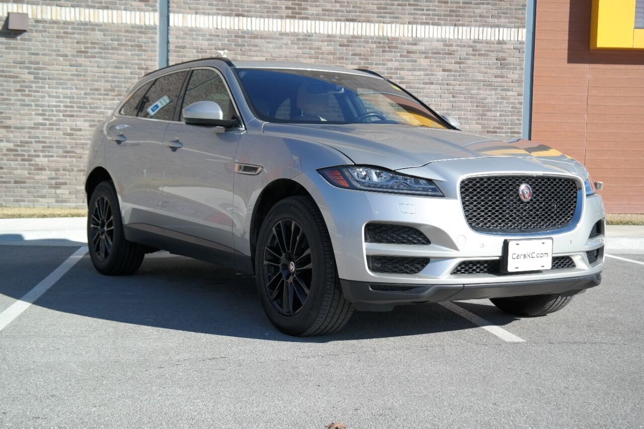 2017 Jaguar F-PACE 35t Prestige AWD 4dr SUV