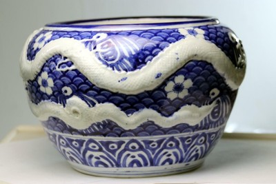 Large Chinese Porcelain Dragon Bowl Blue and White