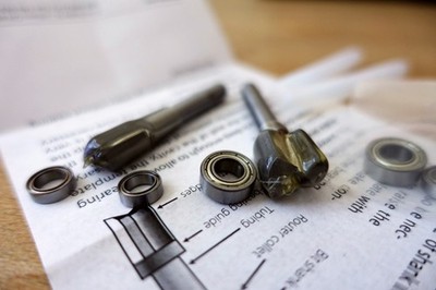 2 x Fräser - Kugellager Router Bits von StewMac (3/8" und  1/2") plus Zubehör 