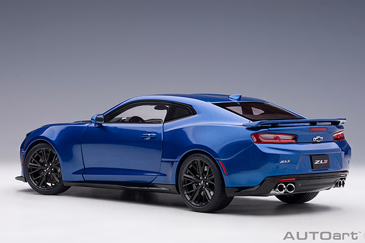 1/18 Chevrolet Camaro ZL1 2017 (Hyper Blue Metallic) Model 1/18 Chevrolet Camaro ZL1 2017 (Hyper Blue Metallic) Model