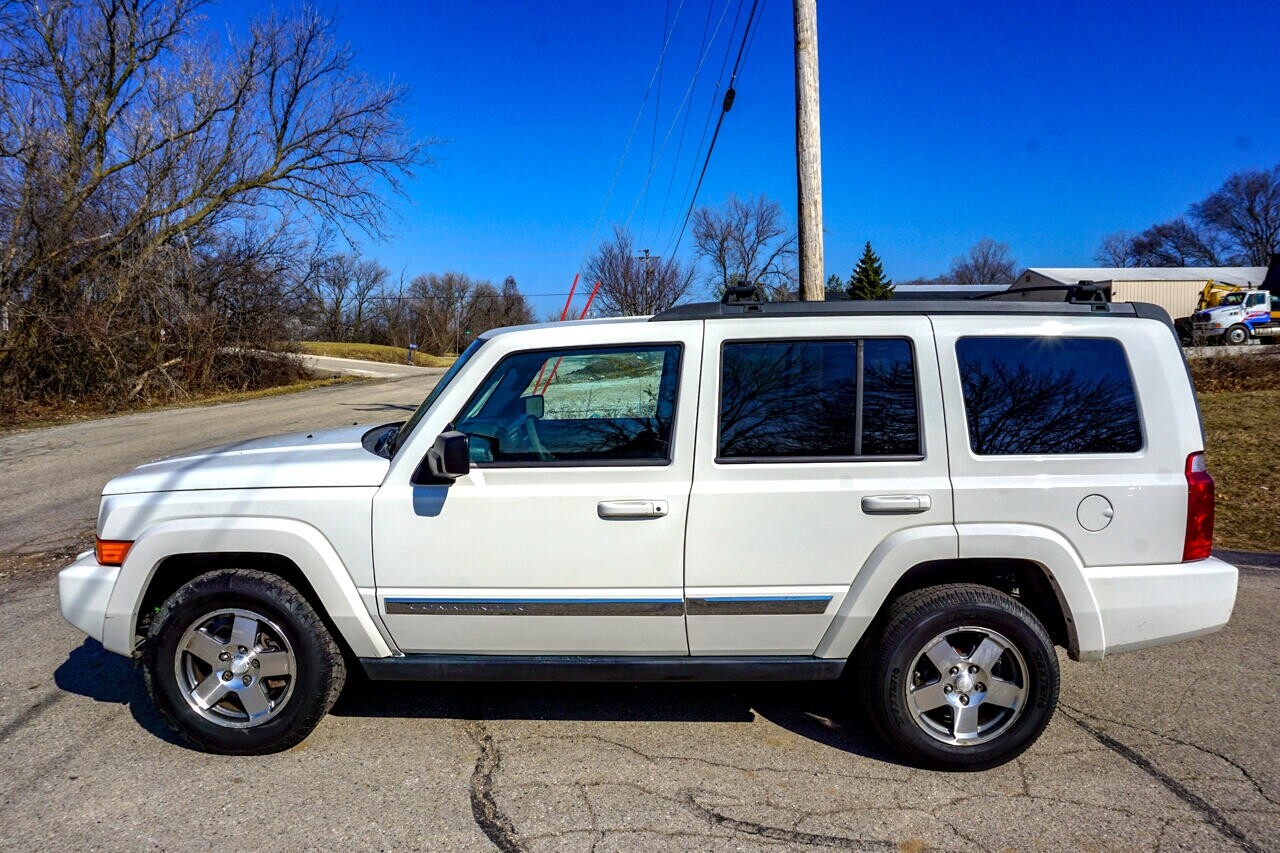 Owner 2010 Jeep Commander for sale!