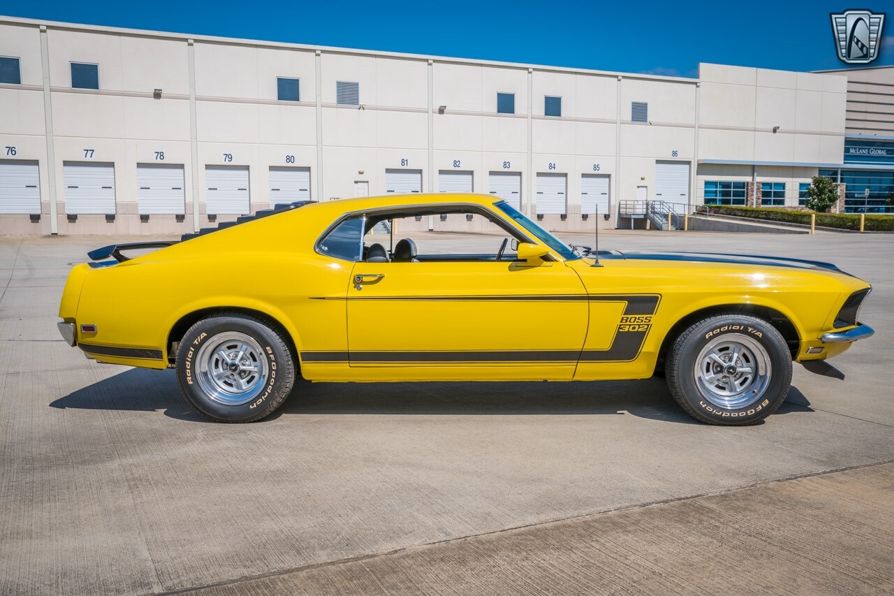 Yellow/ Black Stripes 1969 Ford Mustang Coupe 302 Cid V8 4 Speed Manual