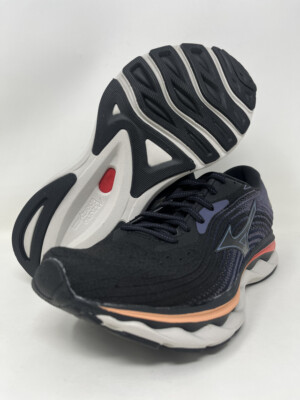 

Женские кроссовки Mizuno Wave Sky 6, черный/серебристый, ширина 9,5 D, США, Black/silver