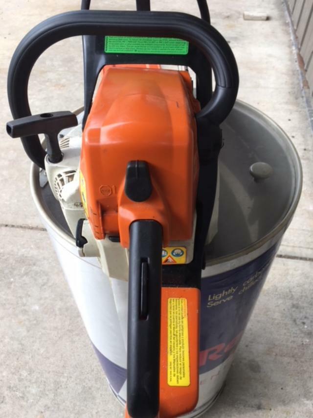 STIHL MS210 CHAINSAW