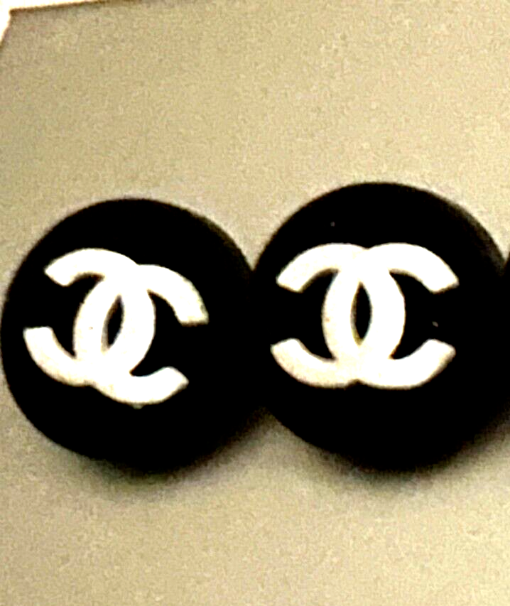 CHANELボタン Chanel buttons set of 5 20 mm White with
