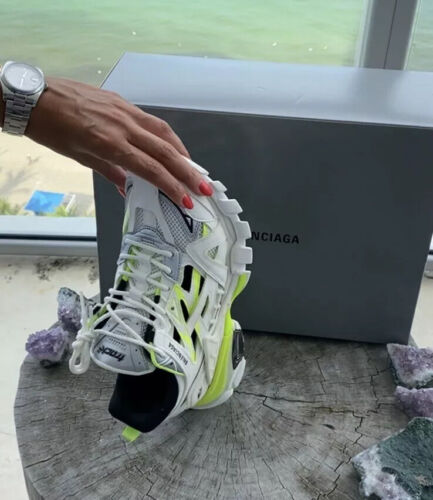 Balenciaga Track 2.0 Sneaker W Sz 10 /EU 40 White Balenciaga Track 2.0 Sneaker W Sz 10 /EU 40 White