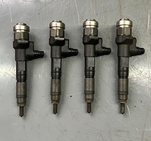 Kubota V3307-CR-T-EF02 Diesel Engine Fuel Injectors Set of 4