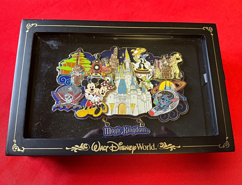 MEGA JUMBO Pin LE 1000 Disney Splash Mountain, Haunted Mansion,