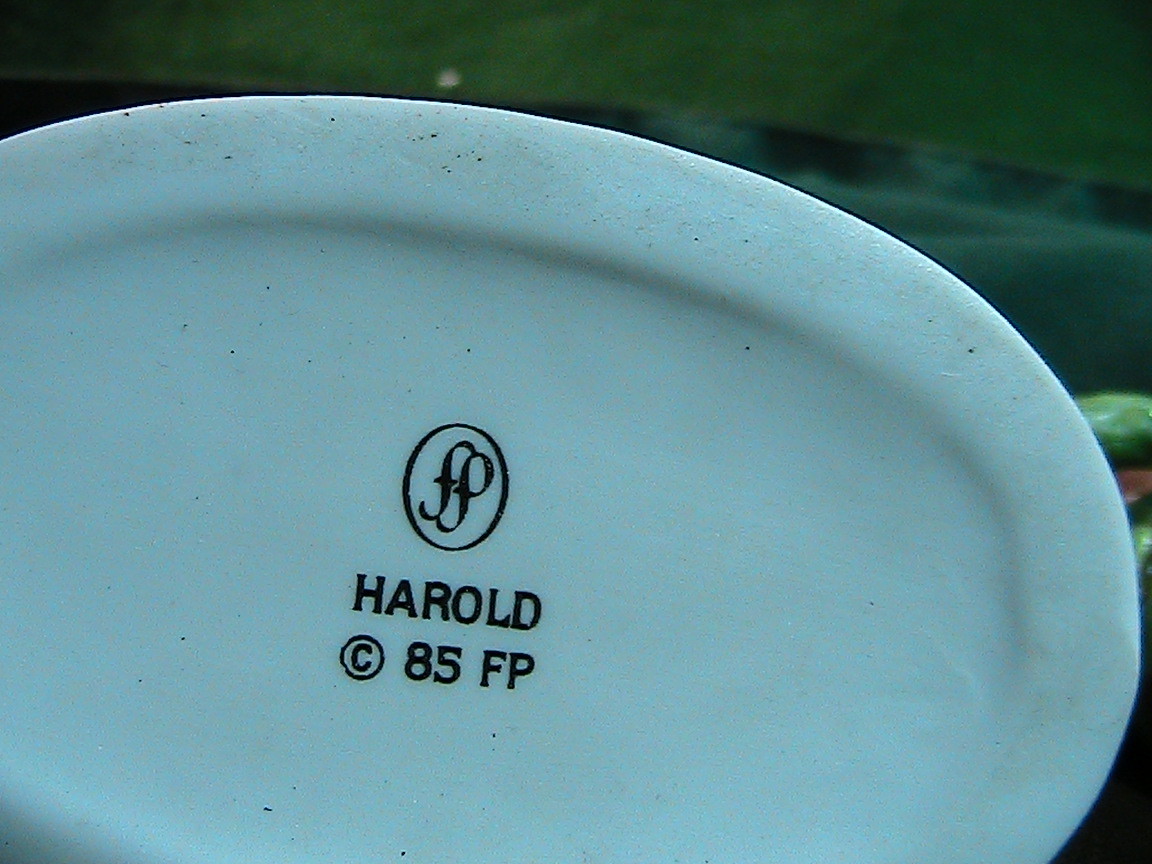 Easter 2 CUTE minature porcelain  FIGURES  fairy garden