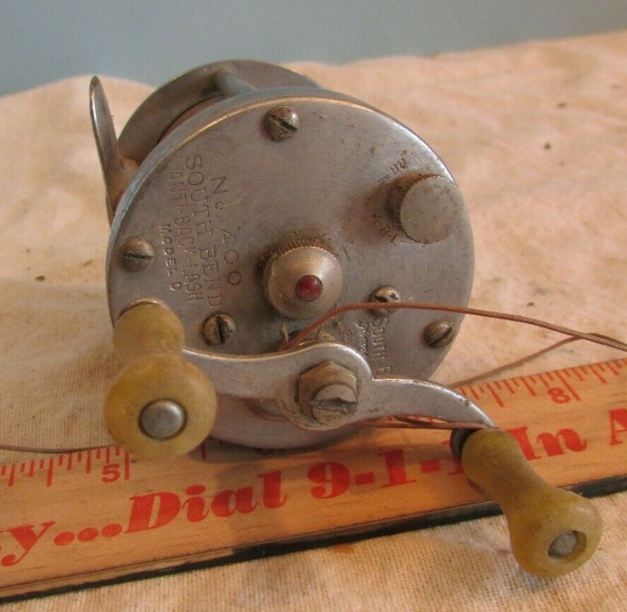 VINTAGE FISHING REEL SOUTH BEND No. 400 MODEL D ANTI BACK