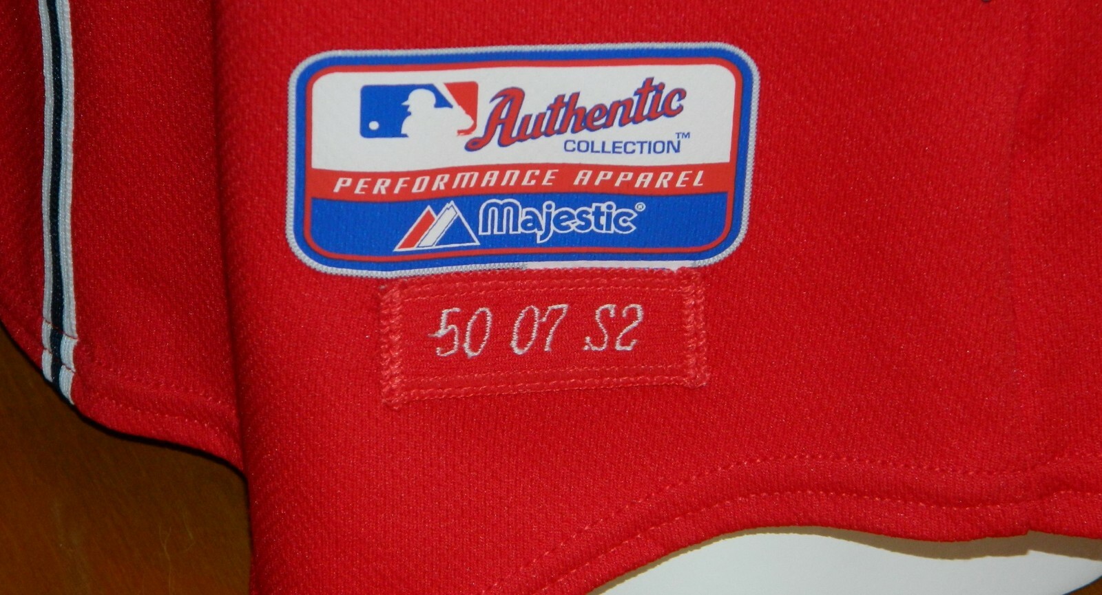 2007 Mike Gonzalez Game Worn Atlanta Braves ALT Jersey #51 - Majestic Size 50