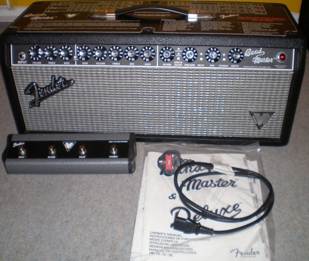 Fender Band Master VM 40w valve amplifier head with digital effects