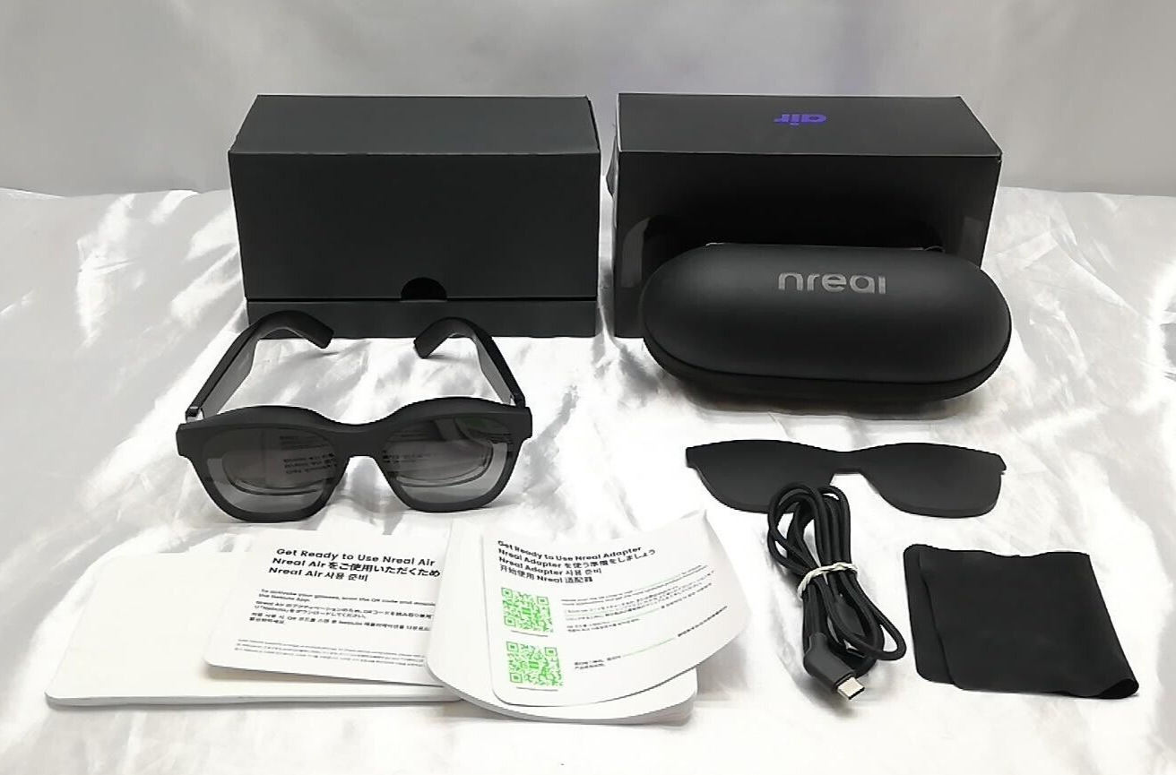 二*リ様 未開封　nreal air NR-7100RGL NREAL Air NR-7100RGL AR Smart Glasses VR Black 4595120584012