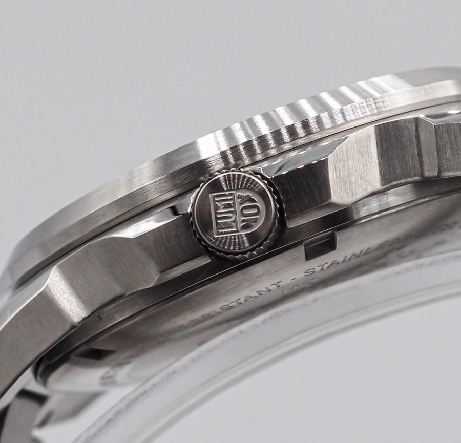 Pre-owned Luminox Xl.1762 Atacama Adventurer Sapphire Crystal Black Dial Men's Field Watch