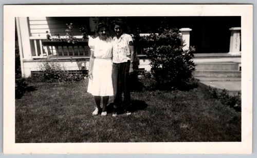 Vtg B&W Snapshot Two Women Summer Fashion White Dress Slacks Front Yard 1949