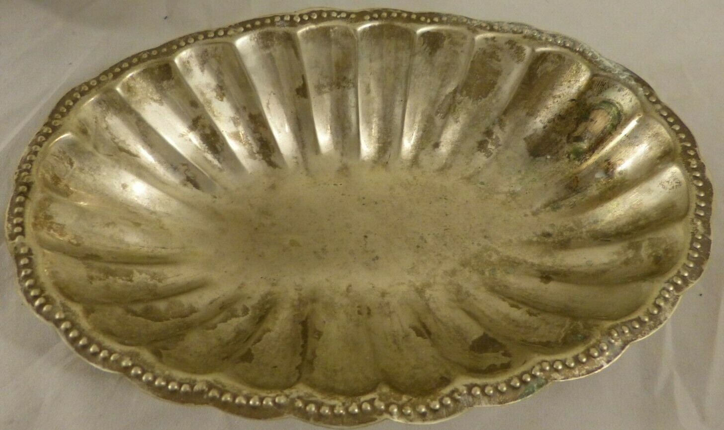 Set of 2 Vintage International Silver Co. Silver Plated Serving Trays