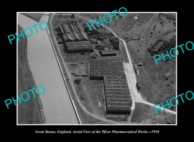 OLD LARGE HISTORIC PHOTO GREAT STONAR ENGLAND VIEW OF THE PFIZER WORKS c1950