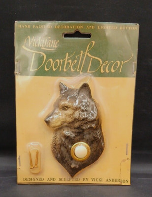 Vicki Lane 3D Wolf/Dog Hand Painted Doorbell Illuminated Button Cover Vintage