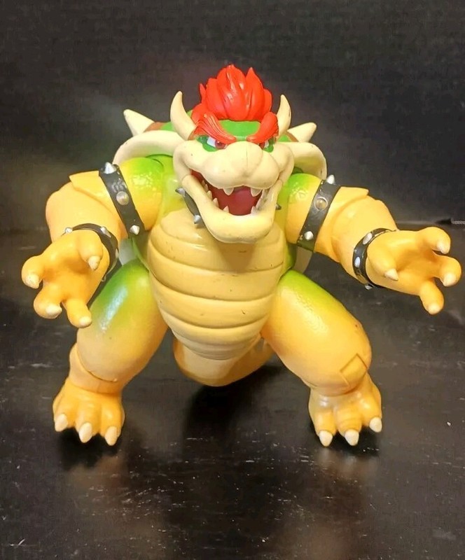 Nintendo Super Mario Bros Movie BOWSER Figure Fire Breathing Effect