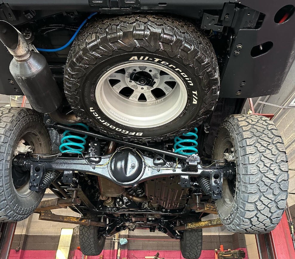 WOOLWAX Auto/Truck Lanolin Undercoating 5 Gallon Pail. BLACK