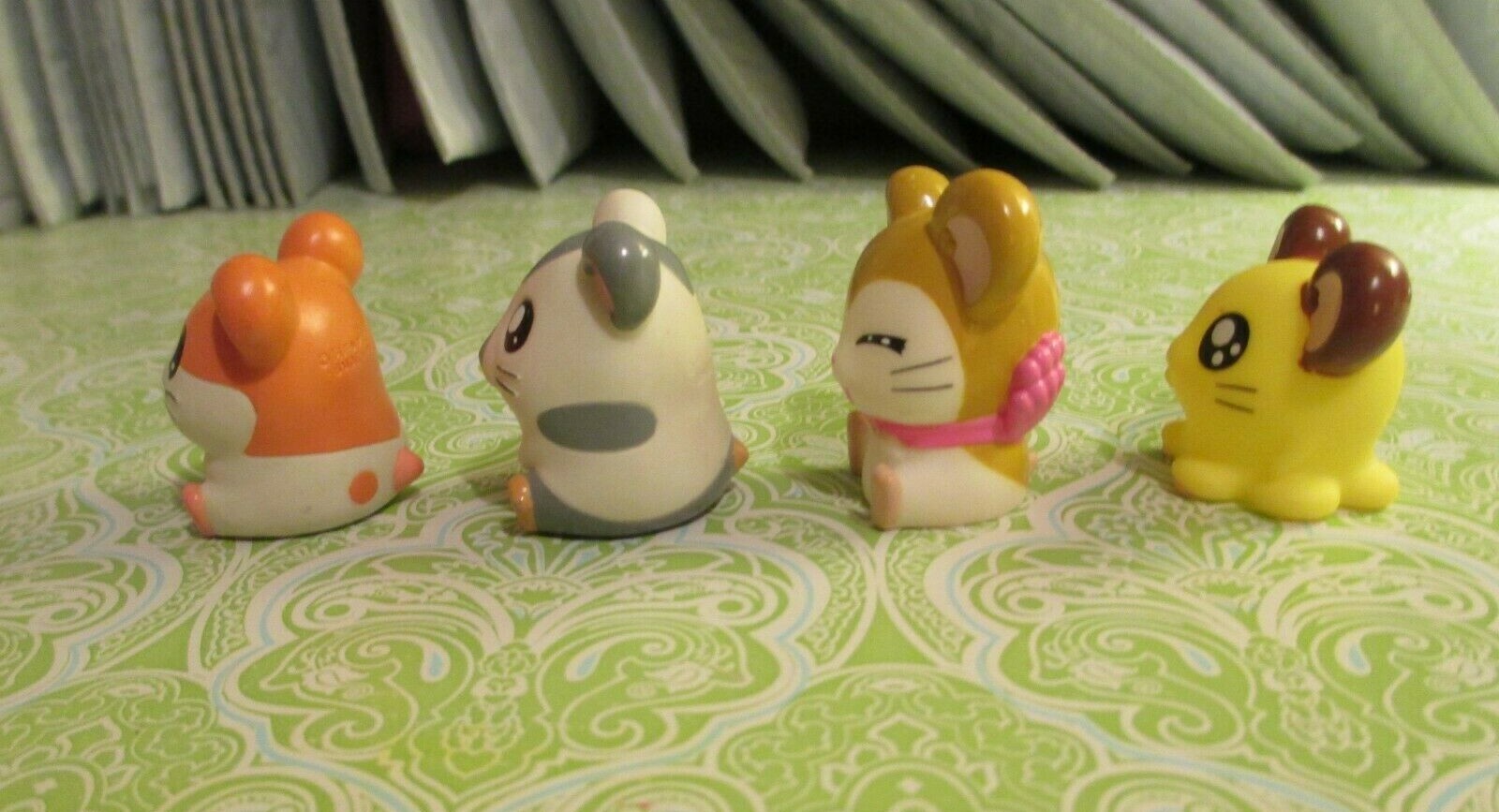 Hamtaro Figure Finger Puppets, Hamtaro, Oxnard, Pashmina, and Penelope!