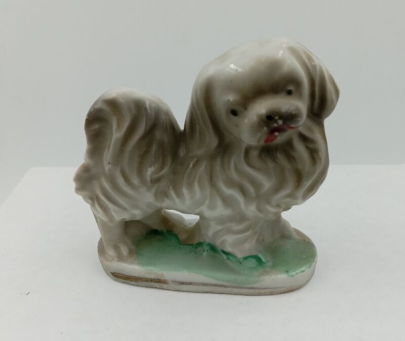 Vintage porcelain Pekingese dog figurine 2.5" 