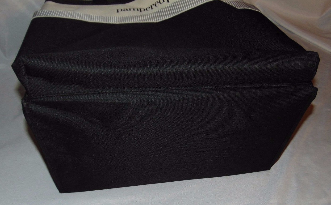 NWOT Pampered Chef Black Canvas Consultant Tote Measures 17.5