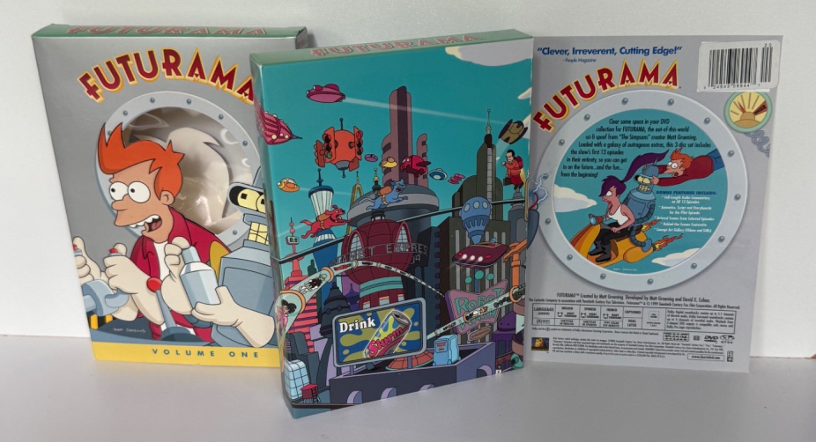 その他 Futurama 3 [DVD] [Import] cm3dmju Amazon.com: Futurama: Volume 3 : Katey Sagal, Billy West