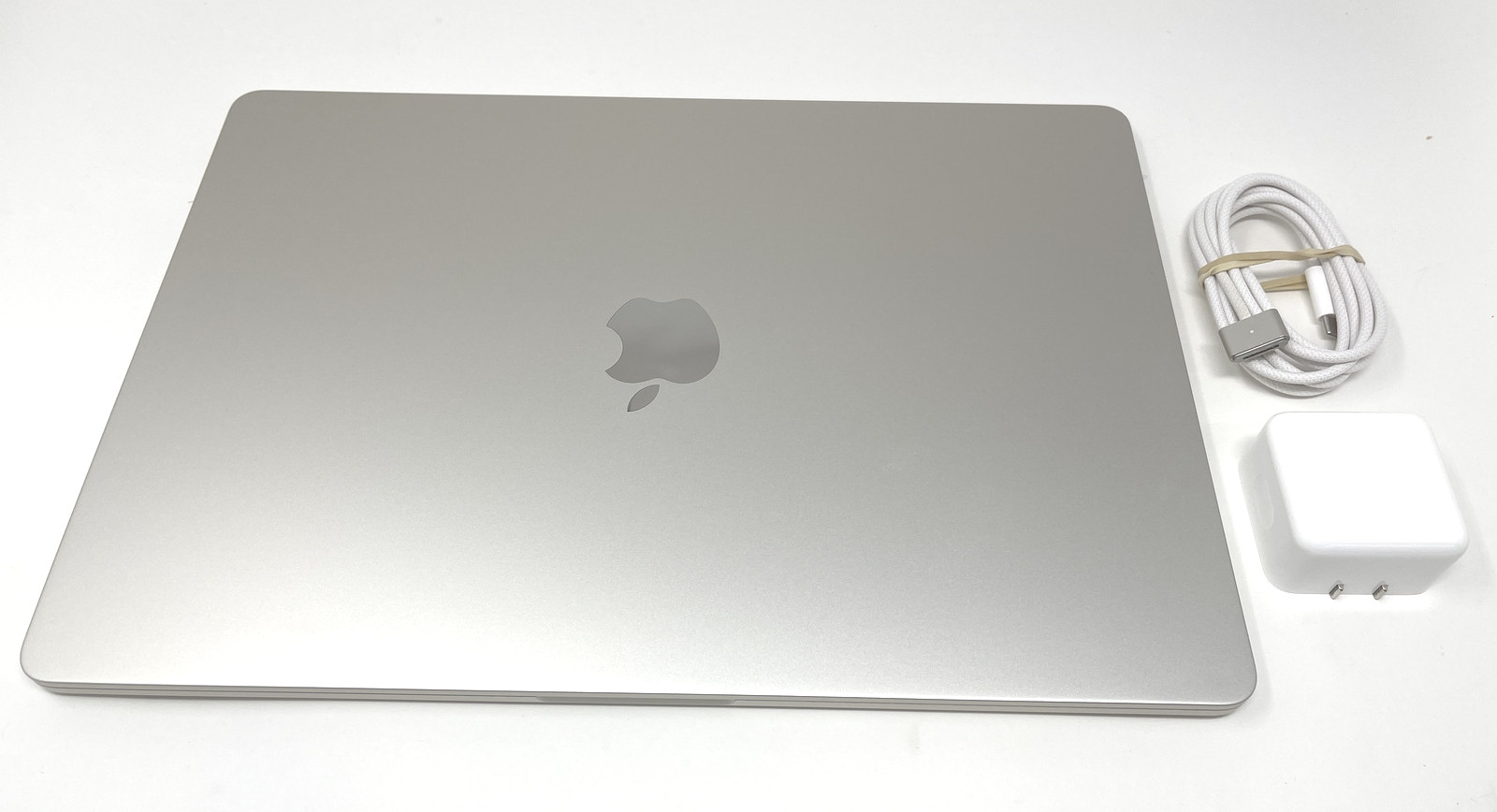 Apple Macbook Air M2 8-Core 15in 512GB SSD 16GB 2023