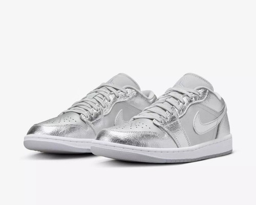 新品Nike Air Jordan 1 Retro Low OG Silver Air Jordan 1 Low OG Silver - YouTube