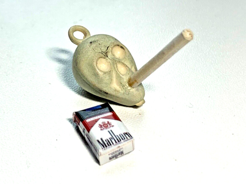 SKULL SMOKING MARLBORO CIG Vintage Gumball Charm Cracker Jack Vending Prize (#2)
