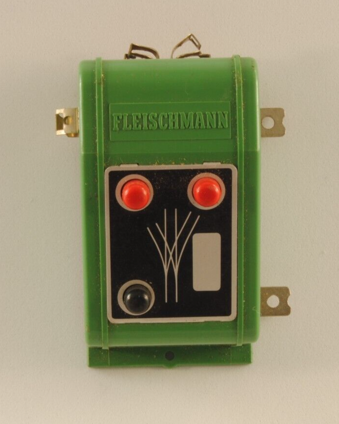 Fleischmann 6925 pulsantiera comando scambio deviatoio triplo scala H0 & N