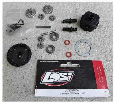 Team Losi LOS242034 Complete Diff Center: LMT